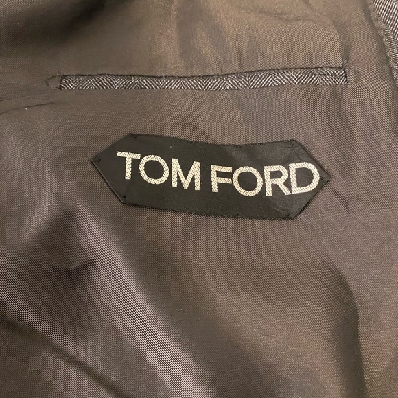 Tom Ford 3 piece suit herringbone stripe gray see info size measurements wool - Picture 10 of 16